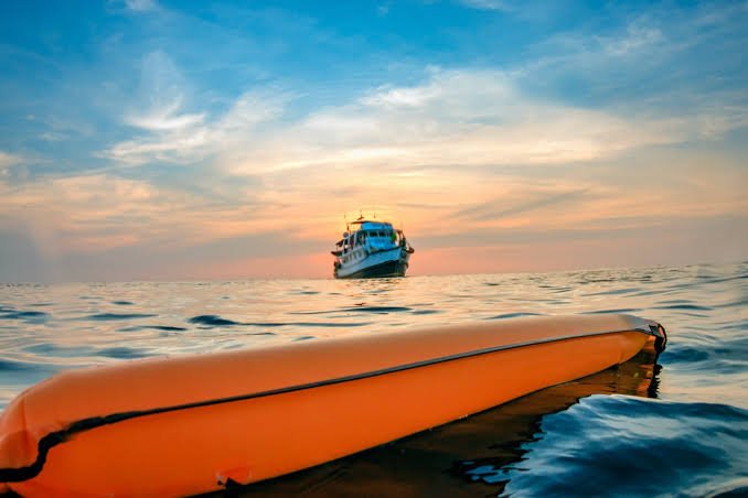 Boya de señalización de buceo: cómo y cuándo utilizar una SMB/DSMB