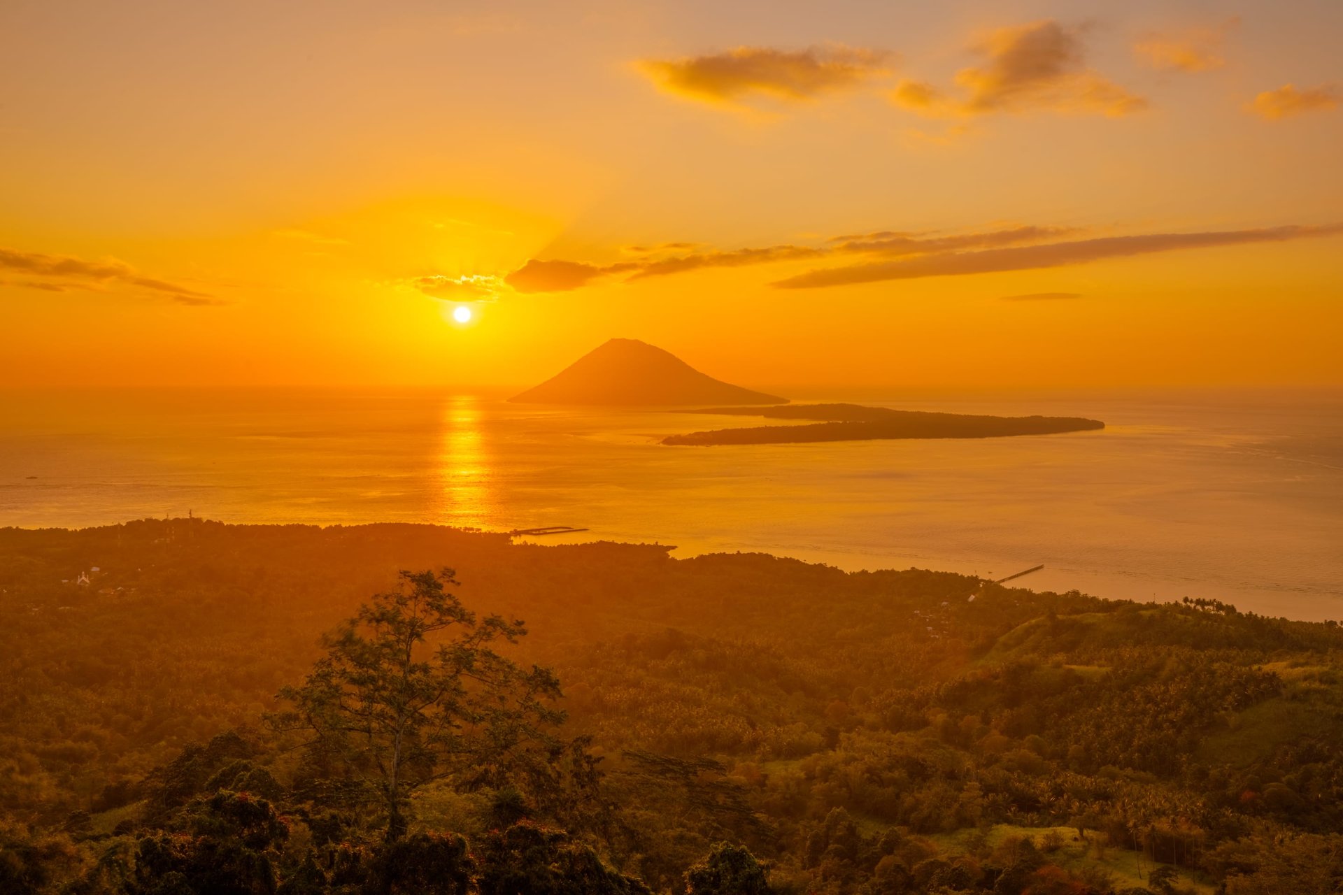 sunset-mt-tumpa-view-of-bunaken-marine-park.jpg