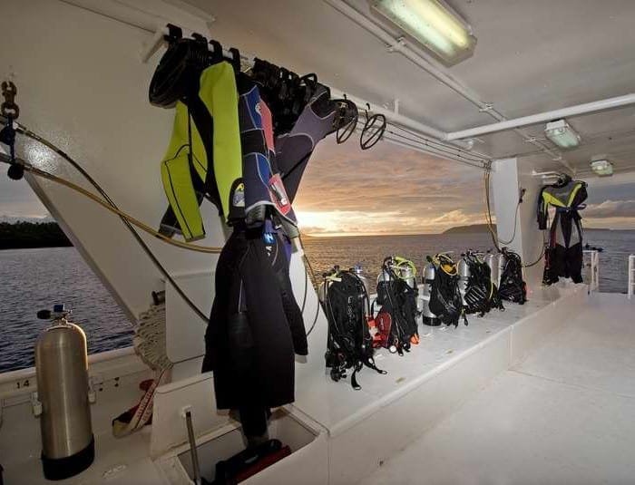 Atlantis Adventurer 4.jpg