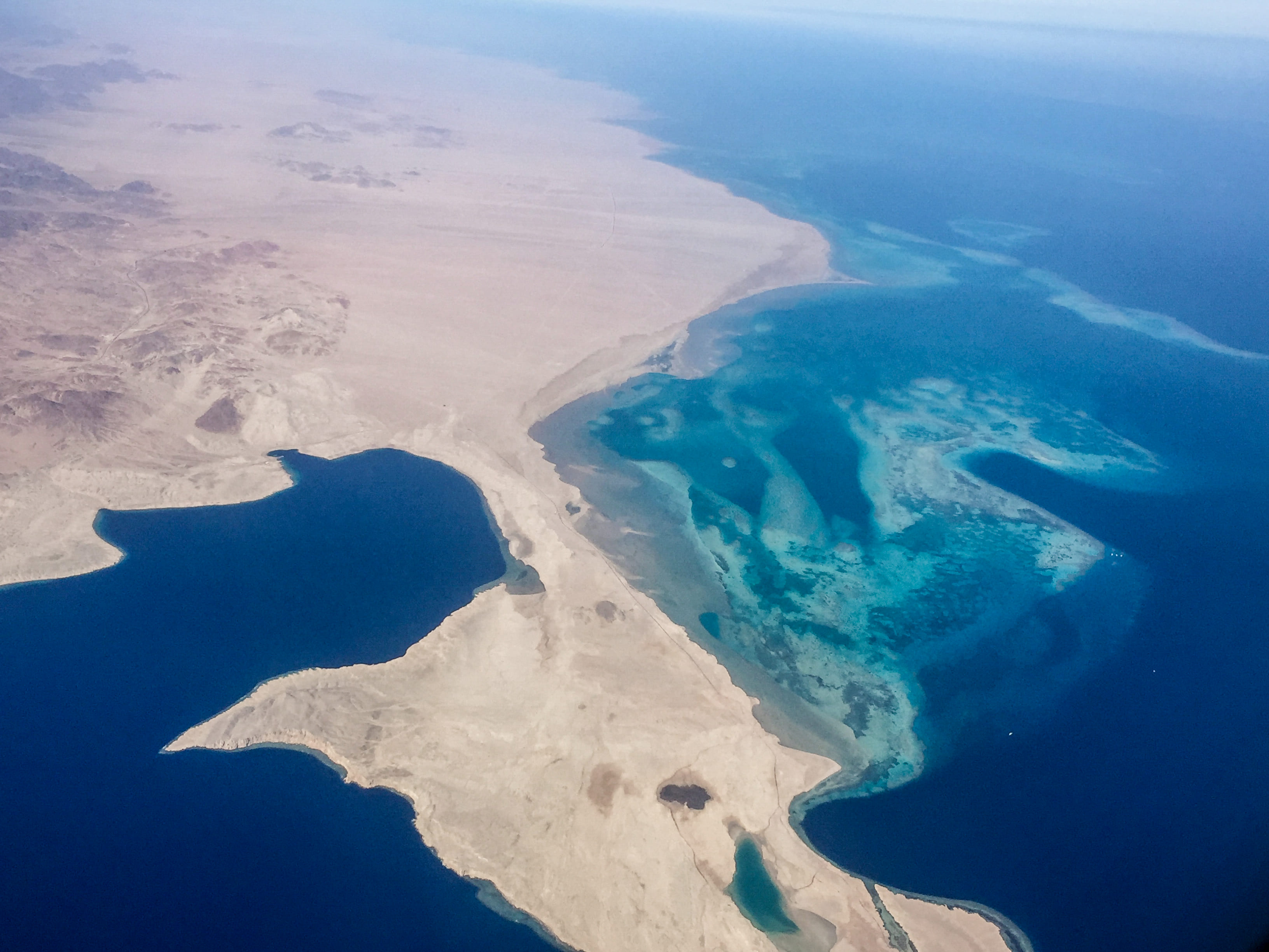 red sea view from the plane 2026 03 26 09 50 16 utc