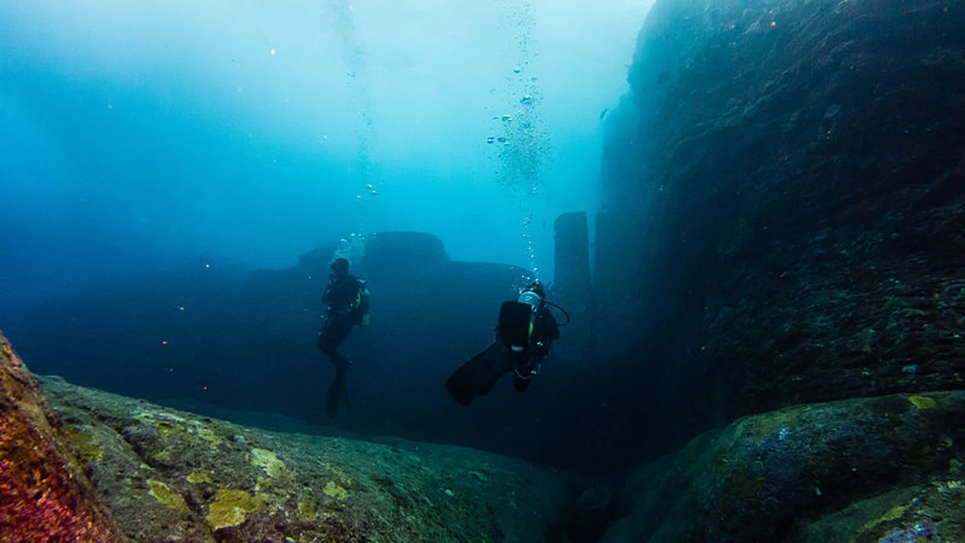 japan yonaguni monument (2)